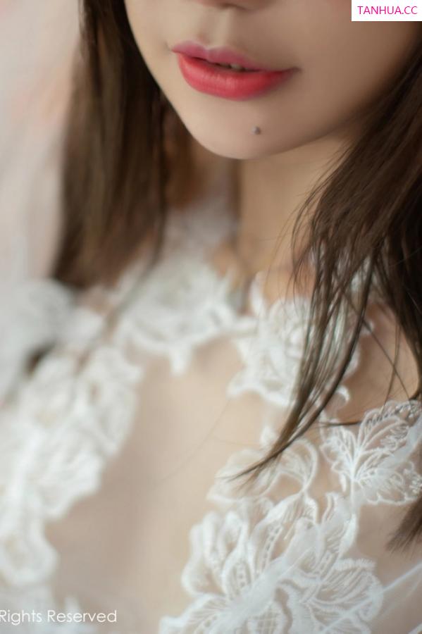 綺裡嘉 绮里嘉 [XiuRen]高清写真图 2023.09.28 No.7456 绮里嘉ula 婚纱美腿第4张图片